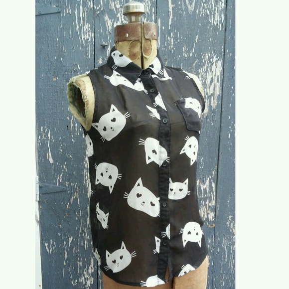 Tops - Black & white sleeveless sheer cat print tank top